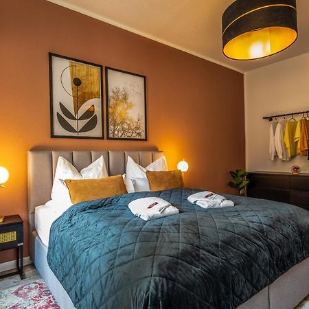 Maremar - Design Apartment - Luxus Boxspringbett - Zentral - Kueche - Arbeitsplatz - Highspeed Wlan Gera Dış mekan fotoğraf