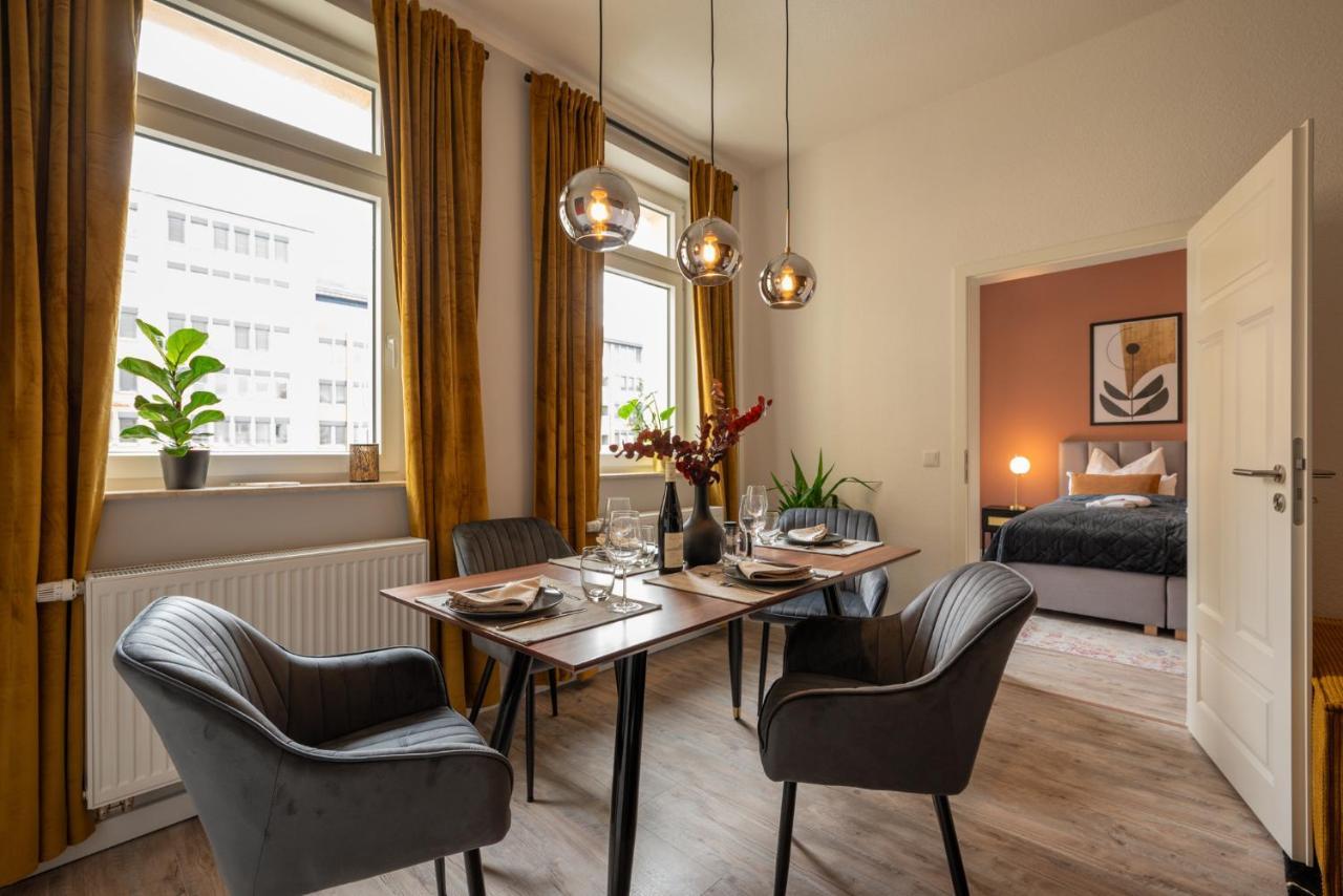 Maremar - Design Apartment - Luxus Boxspringbett - Zentral - Kueche - Arbeitsplatz - Highspeed Wlan Gera Dış mekan fotoğraf