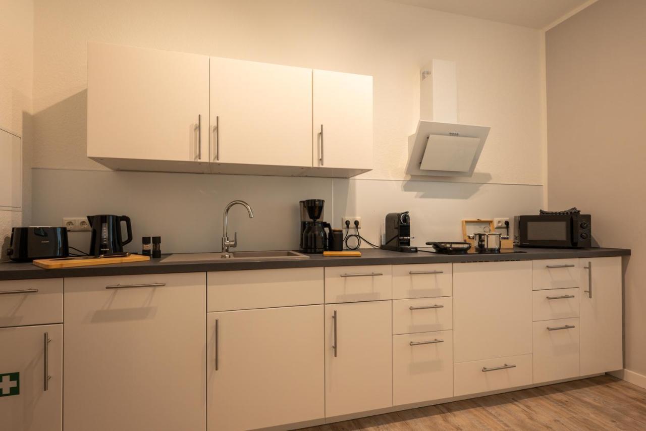 Maremar - Design Apartment - Luxus Boxspringbett - Zentral - Kueche - Arbeitsplatz - Highspeed Wlan Gera Dış mekan fotoğraf